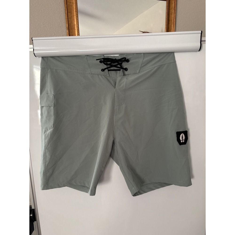 Bearded‎ Goat men's size 30 board shorts gray